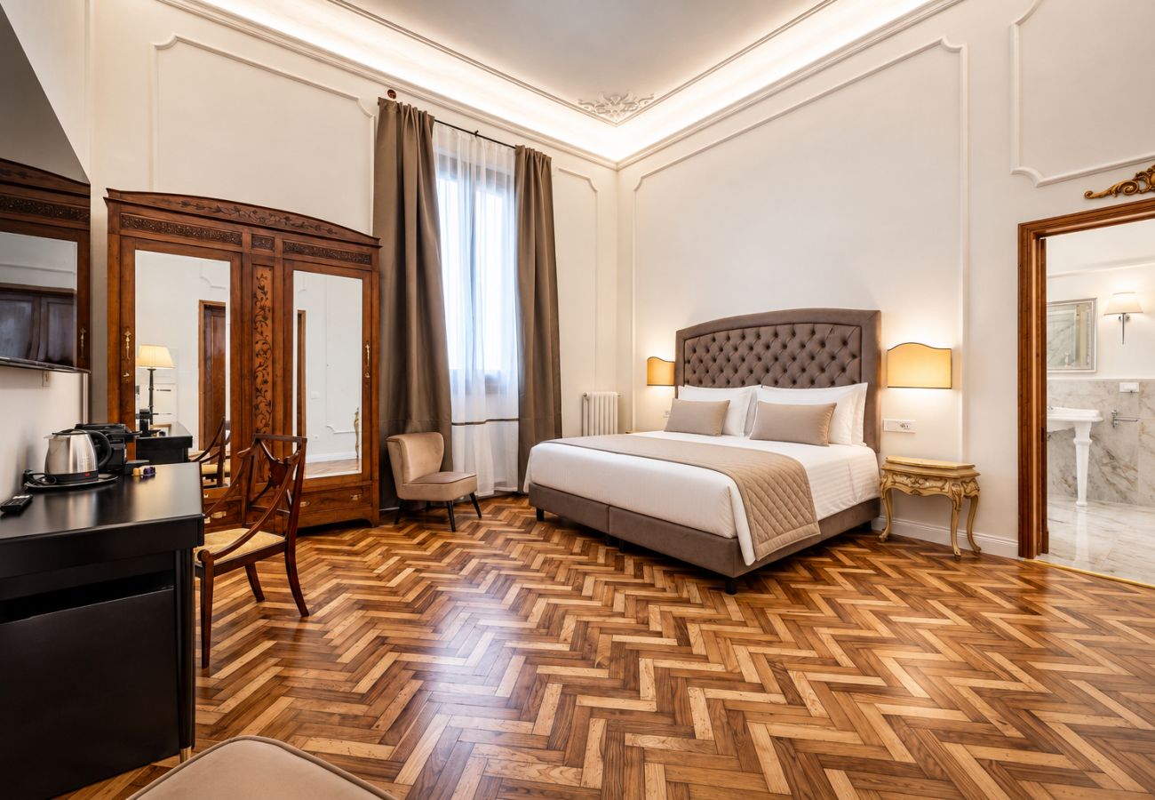 Affitto per camere a Firenze - Residenza D'Epoca 5 suites- Il Magnifico  Junior