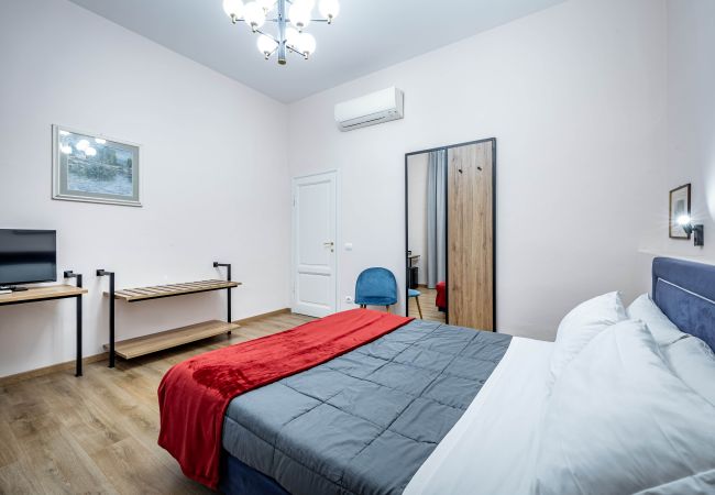 Rent by room in Firenze - MN9 103